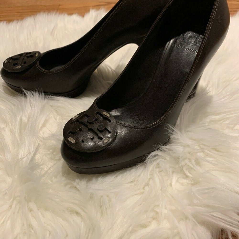 Tory Burch 7 M James Brown Leather Heel Pump Shoe